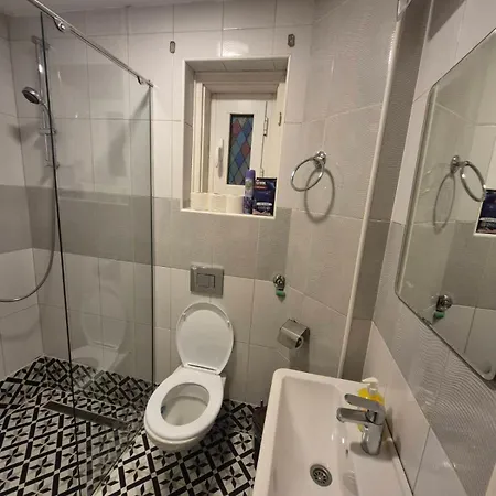Apartment In Pedestrian Zone